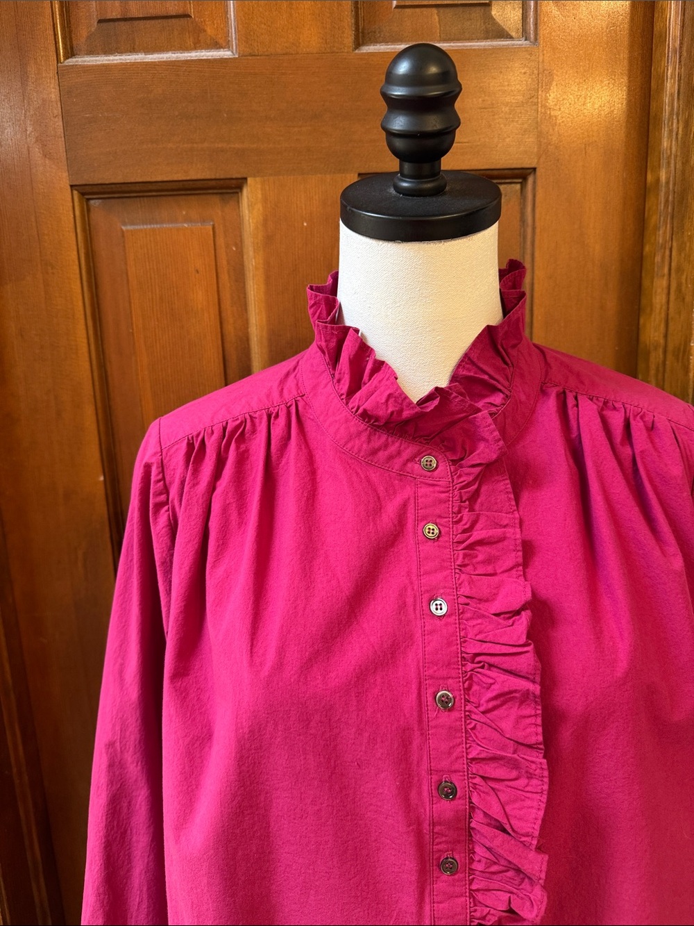 PRICE FIRM XiRENA Ruffled Shirt Size M - Picture 5 of 10